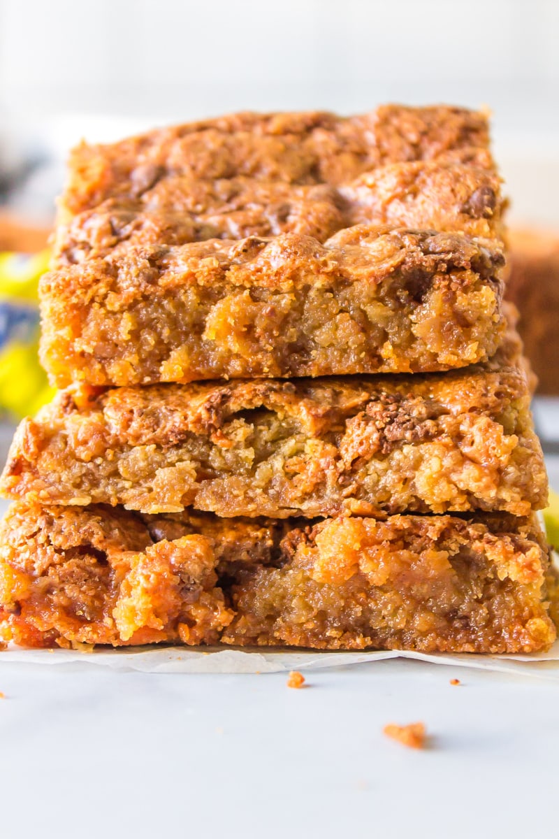 three butterfinger blondies stacked