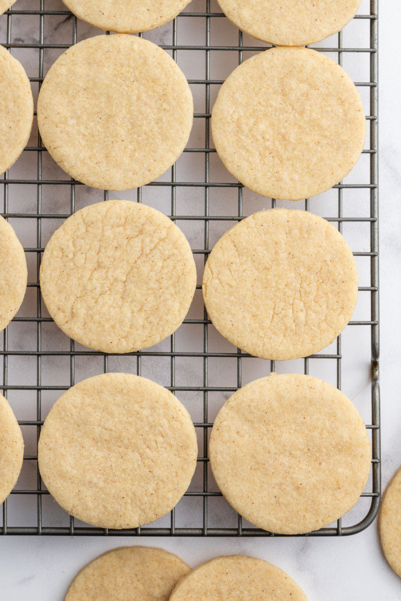 cinnamon sugar cookies on rack