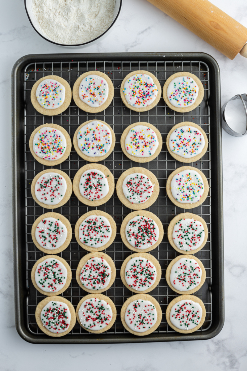 holiday decorated cinnamon sugar cookies on rack