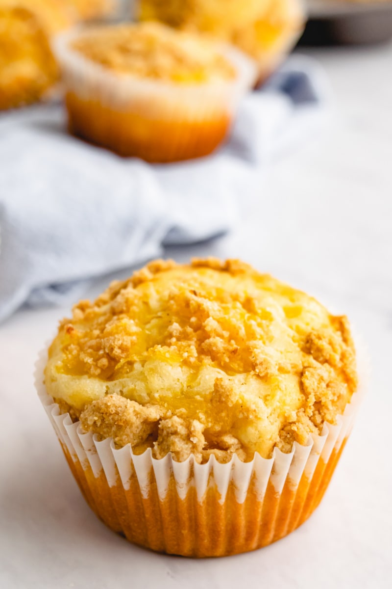 Pineapple Muffins recipe from RecipeGirl.com #pineapple #muffins #recipe #RecipeGirl pineapple muffin