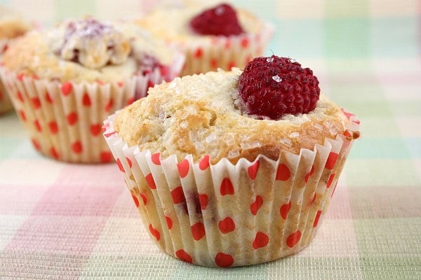 raspberry muffins