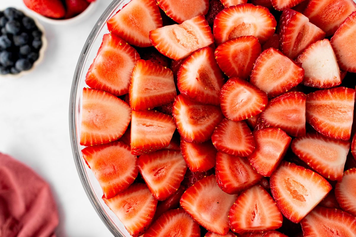 Layered Berry Trifle recipe from RecipeGirl.com : summer berry trifle overhead shot of berry trifle