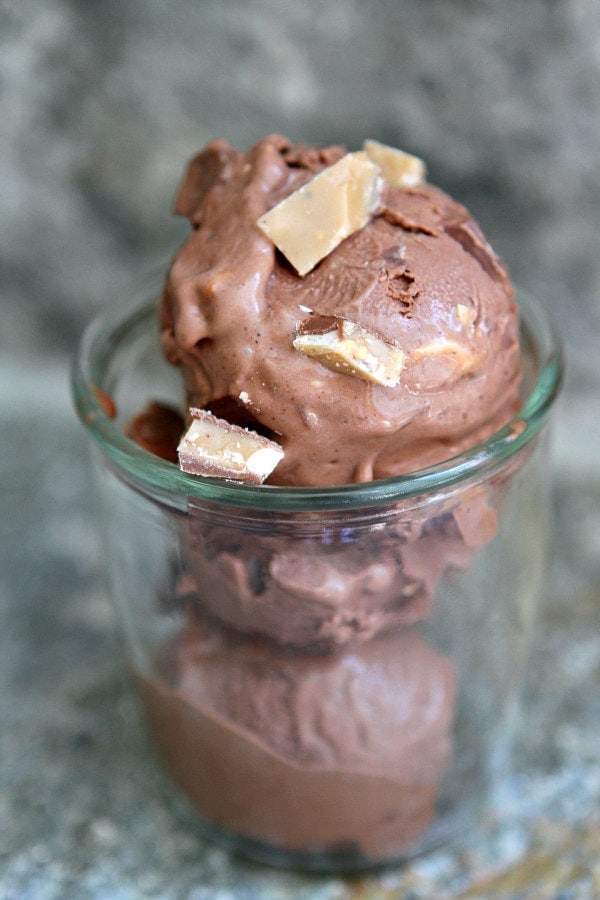 Chocolate Cinnamon Gelato with Toffee Bits