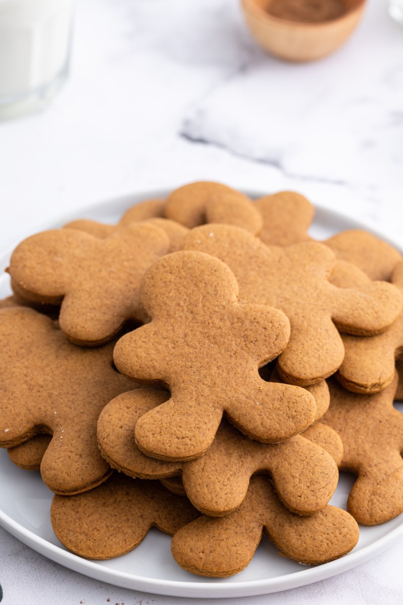 gingerbread people piled on a display platter