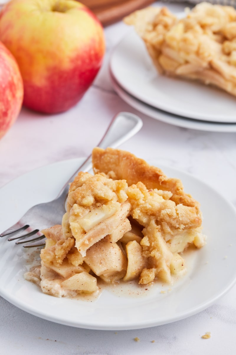 slice of apple pie on a plate