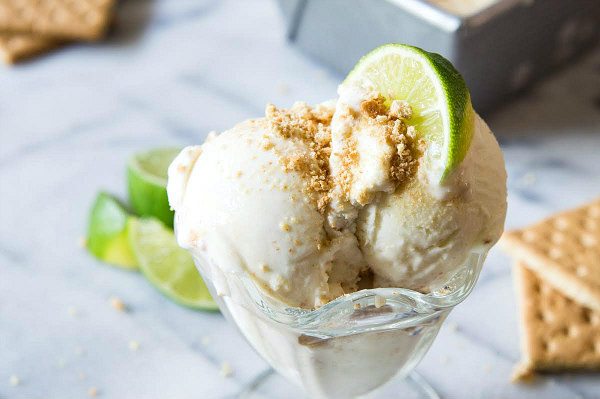 scoop of key lime pie ice cream