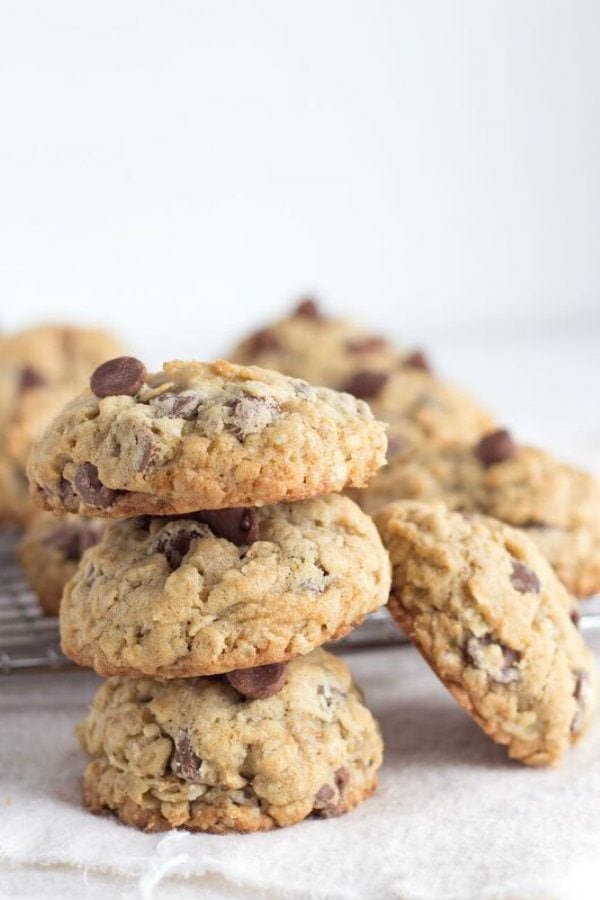Oatmeal Chip Cookies