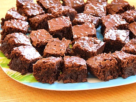 platter of ooey gooey brownie bites