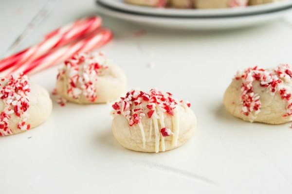 Peppermint Puffs cookies recipe by RecipeGirl.com