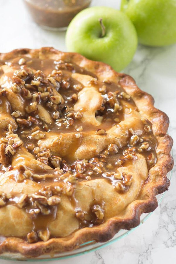 Praline Apple Pie recipe - from RecipeGirl.com