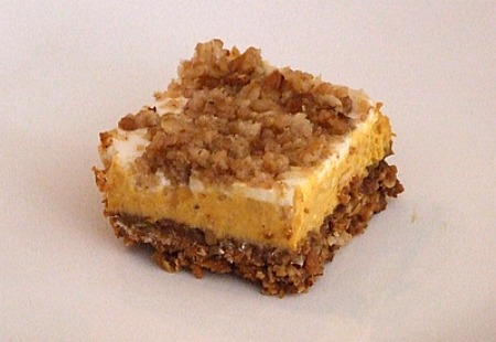 Pumpkin Cheesecake Crumble Squares