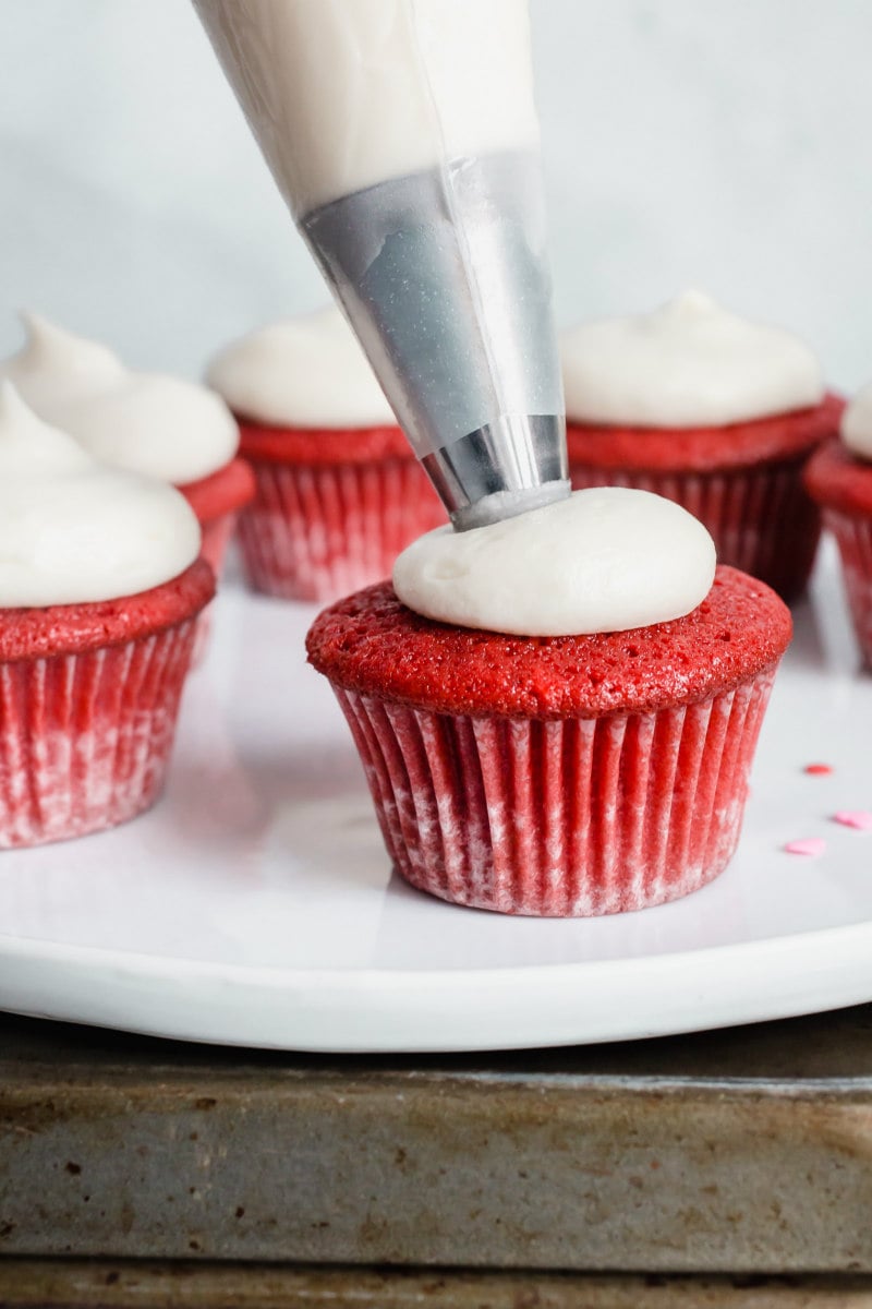 Frosting Red Velvet Cupcakes