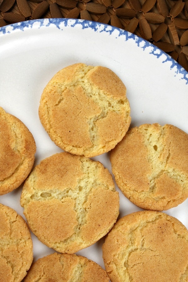 snickerdoodles on a plate