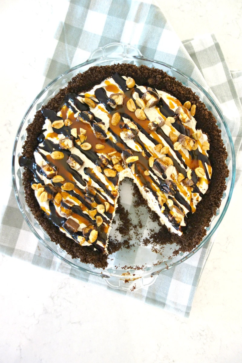 Slicing Snickers Bar Pie