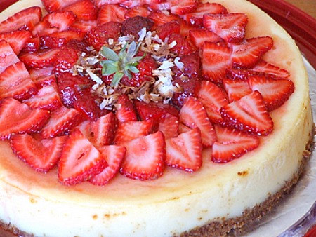 strawberry coconut cheesecake