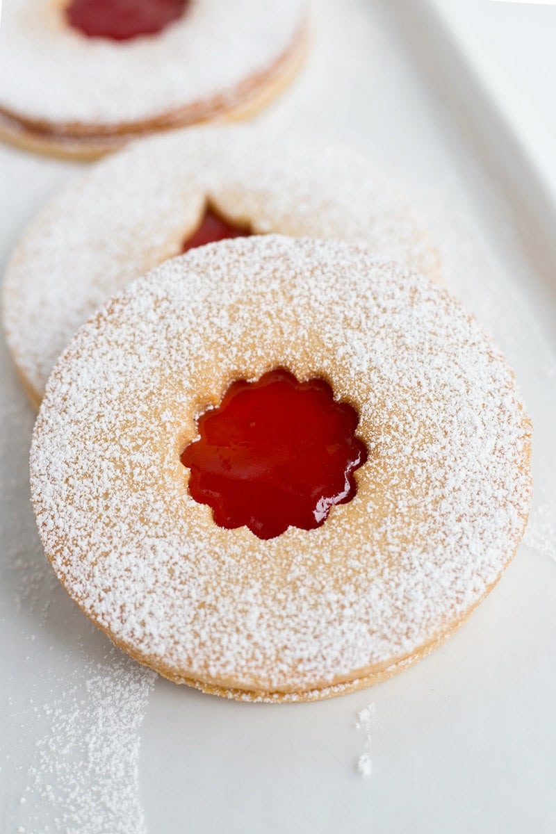 Strawberry Sandwich Cookies