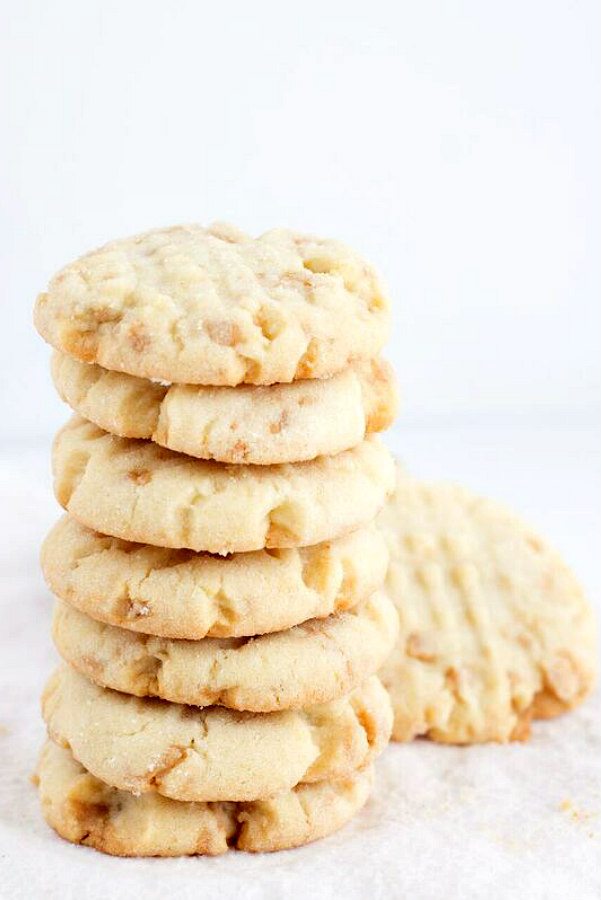 Texas Almond Crunch Cookies Recipe