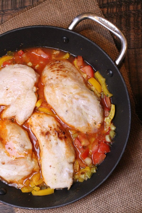 Sauteed Chicken with Tangy Tomato Sauce recipe from RecipeGirl.com #sauteed #chicken #tangy #tomato #sauce #recipe #RecipeGirl cooking Sauteed Chicken with Tangy Tomato Sauce