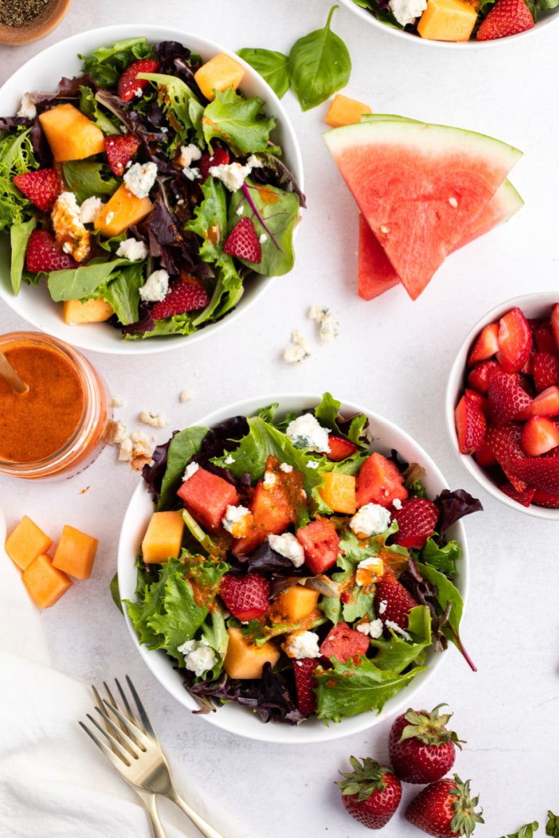 strawberry melon salad with watermelon vinaigrette