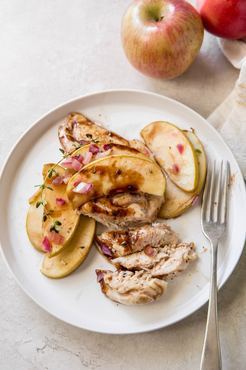 Serving of Apple Thyme Chicken