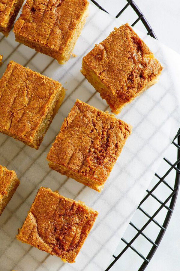 Dulce de Leche Apple Bars