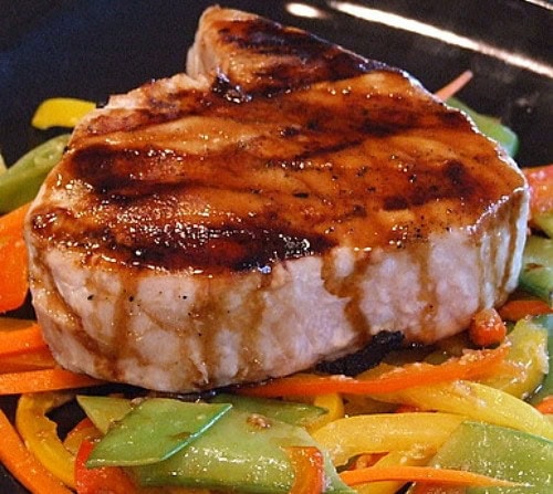 Teriyaki Tuna with Ginger Vegetables
