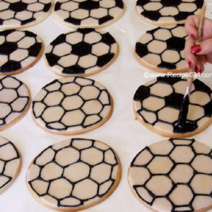 soccer ball cookies