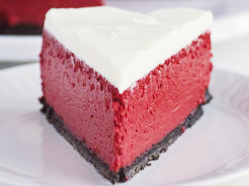 Red Velvet Cheesecake