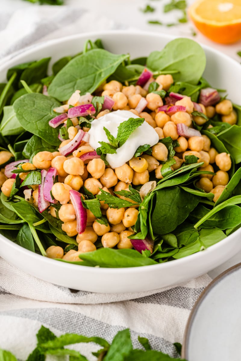 chickpea and spinach salad in a bowl