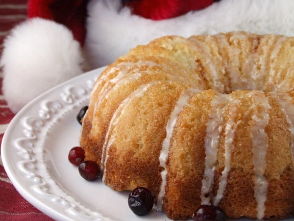 Overnight Eggnog Coffee Cake