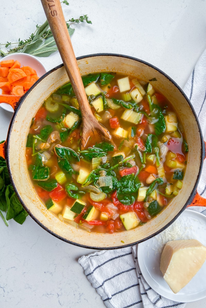 pot of tuscan vegetable soup