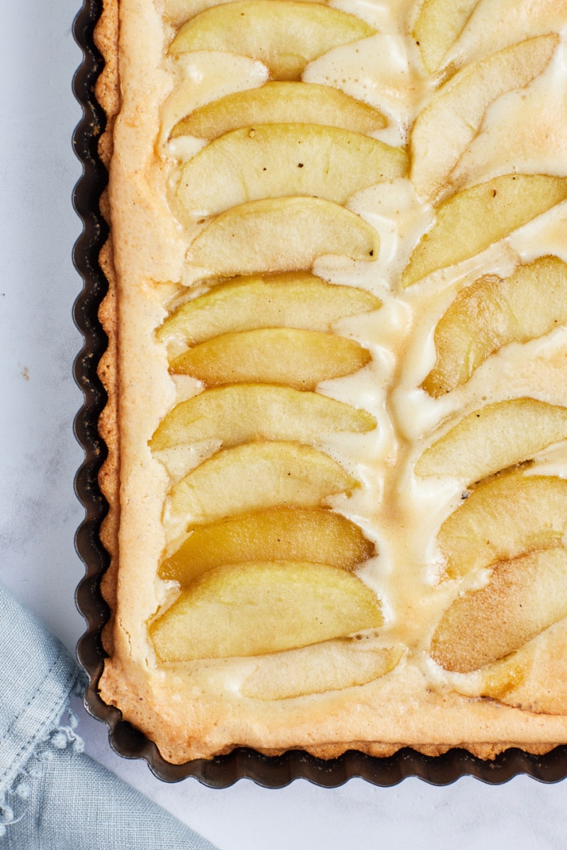 caramelized apple tart