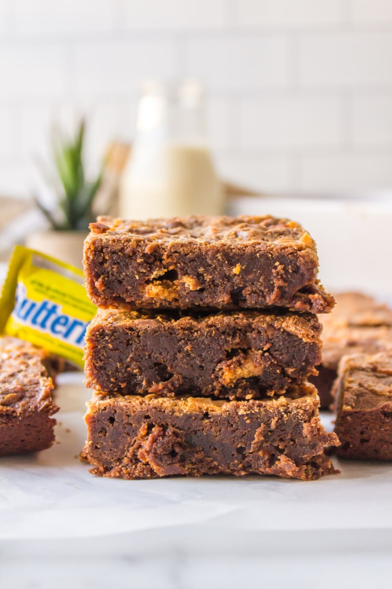 Butterfinger Brownies - Recipe Girl