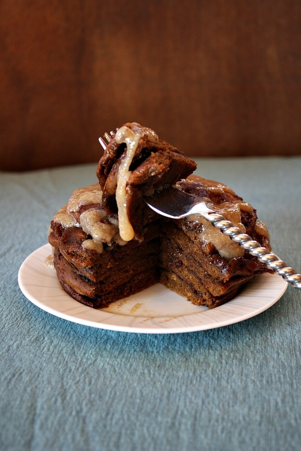 Gingerbread Cinnamon Roll Pancakes