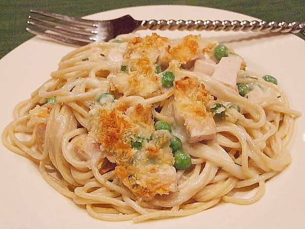 plate of turkey tetrazzini