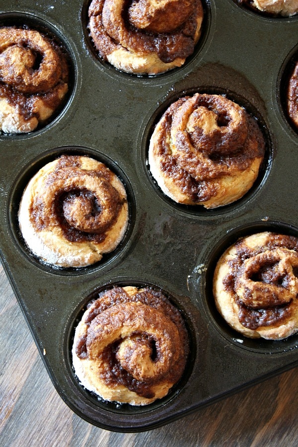 Muffin Tin Cinnamon Rolls