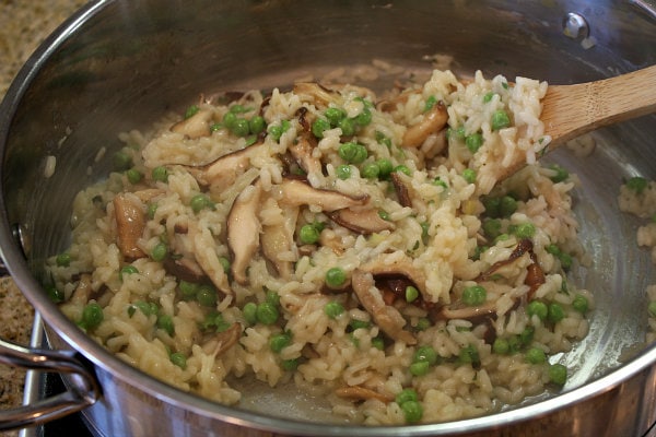 Shiitake and Sweet Pea Risotto 11 shiitake and sweet pea risotto in pan