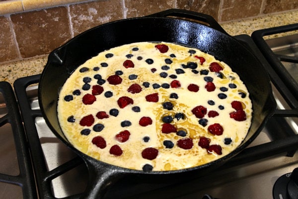 How to make Double Berry Puff Pancake