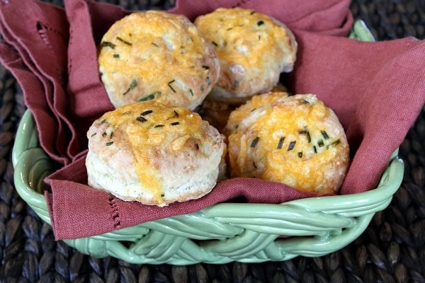 Cheesy Irish Soda Bread Scones recipe from RecipeGirl.com #soda #bread #sodabread #scones #irishsodabread Irish Soda Bread Scones
