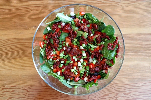 Preparing Easy Gourmet Salad