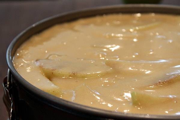 Making an Apple Pie Cake 