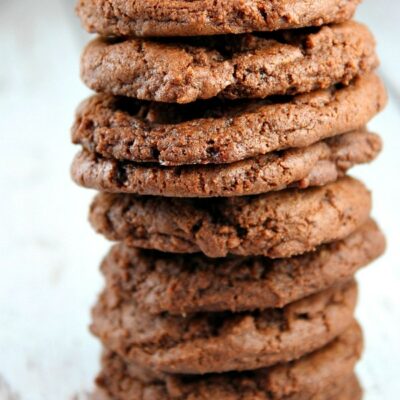 stack of chocolate cookies