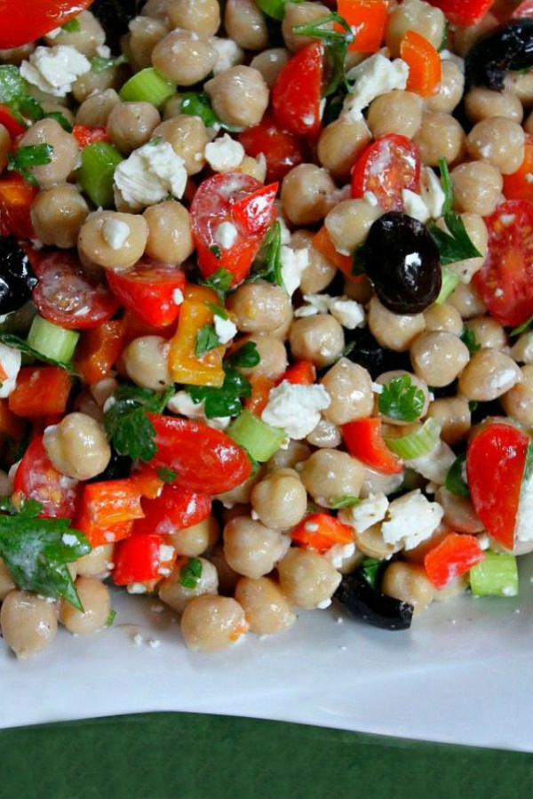 mediterranean chickpea salad