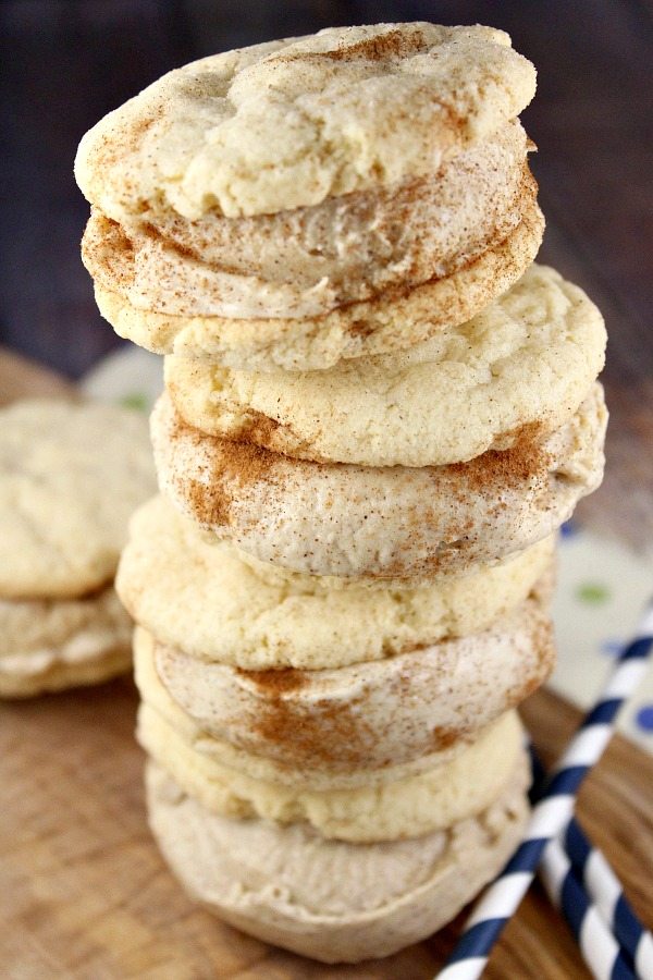 Snickerdoodle Ice Cream Sandwiches #recipe - RecipeGirl.com