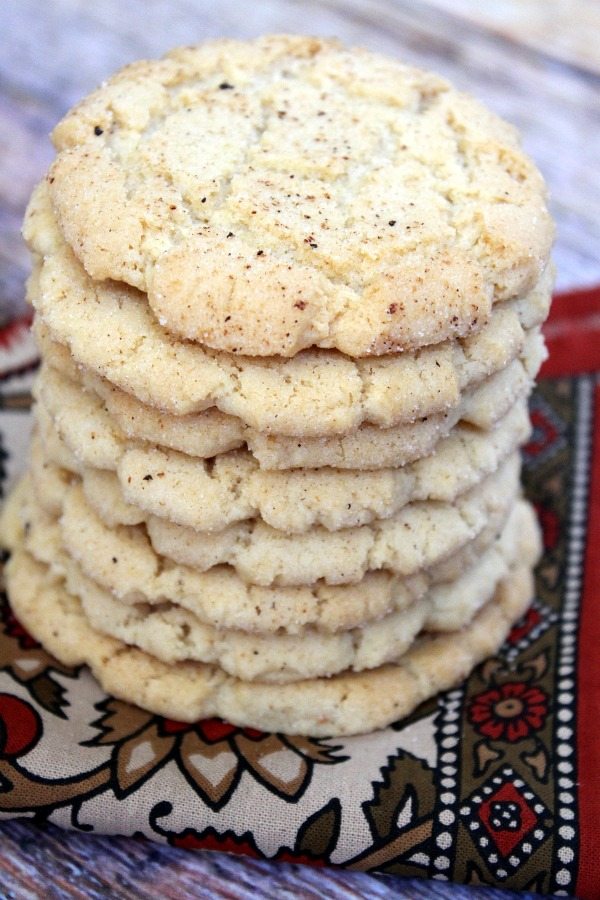 Crunchy Nutmeg Sugar Cookies #recipe - RecipeGirl.com