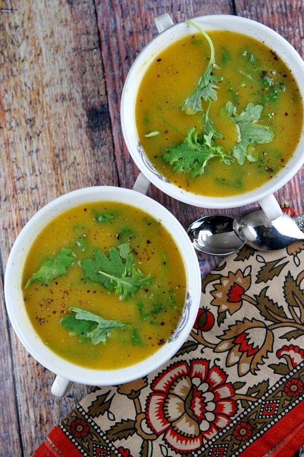 Butternut Squash and Kale Soup recipe from RecipeGirl.com Butternut Squash Soup with Kale in two bowls