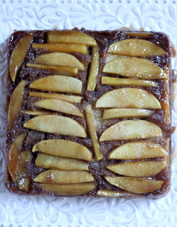 Caramel Apple Upside Down Cake #recipe -