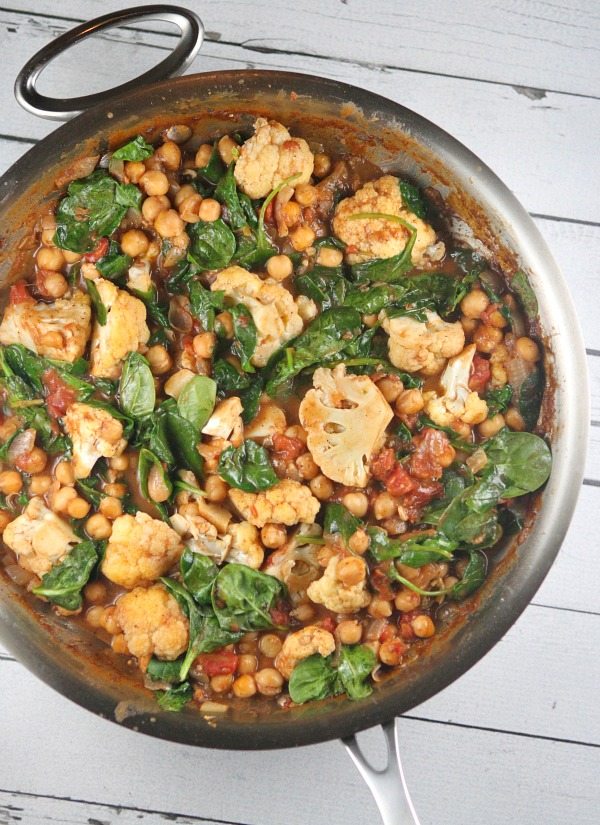 One Pot Coconut Chickpea Curry 