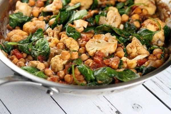 One Pot Coconut Chickpea Curry 
