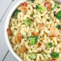 bowl of bacon and broccoli macaroni and cheese